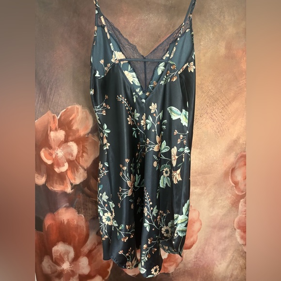 Navy Floral Chemise By Apt 9 Size M - Picture 3 of 4